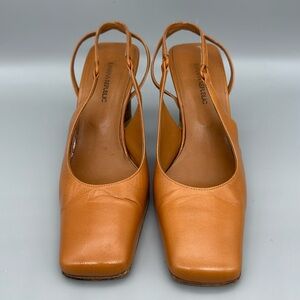 Banana Republic camel slingback heels size 7
